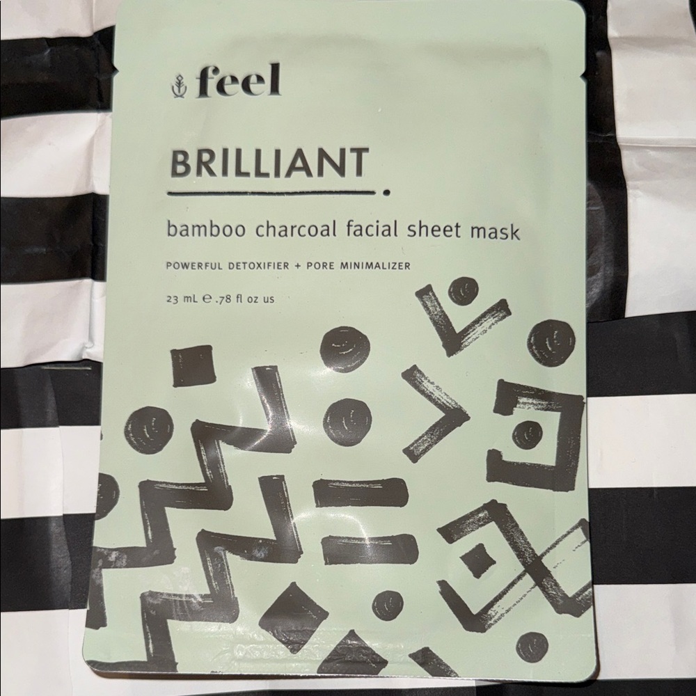 Korean Brilliant Bamboo Charcoal Facial Sheet Mask - Black